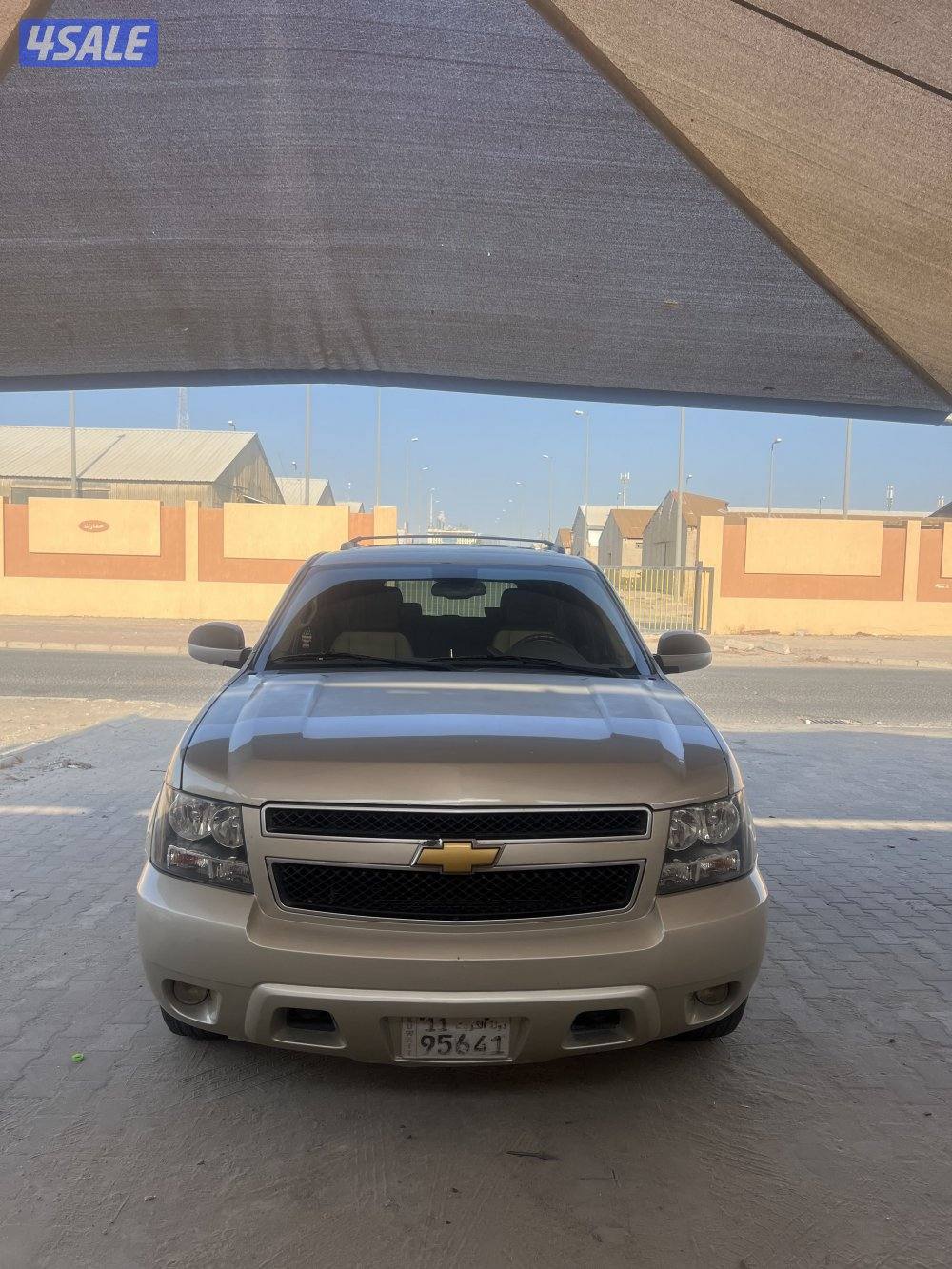 تاهو LT  دبل قير مديل 2013  بحالة ممتازه  قابل للمساومة ماشي   3960