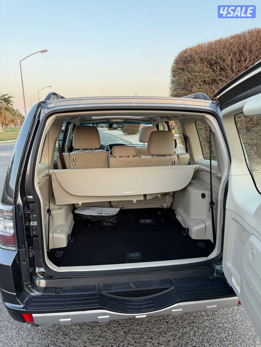 باجيرو 2022 صبغ الوكاله فل اوبشن فتحه وثلاجه وخريطة سيرفيس منتظم11