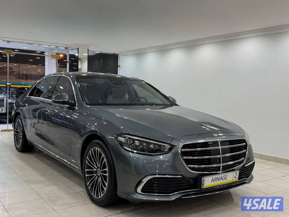 مرسيدس S500 وكالة تحت الكفالة موديل ٢٠٢٢ عداد ١٠ الاف كيلو0