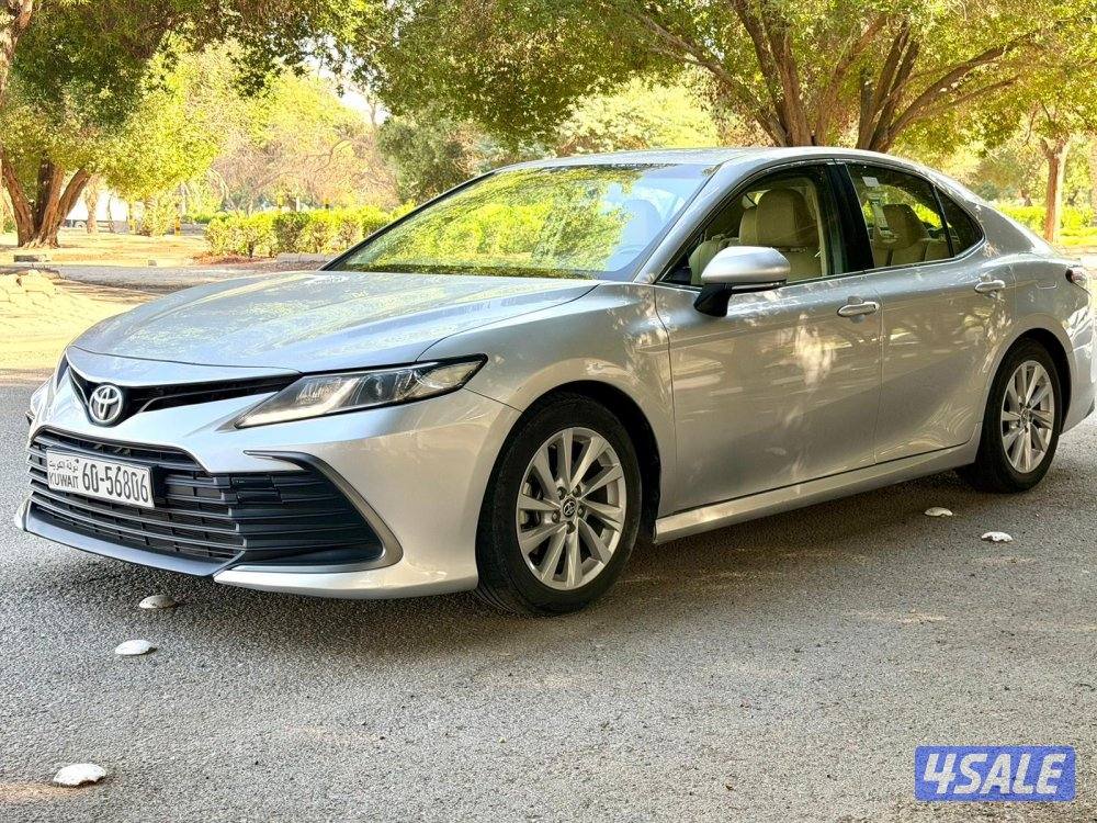 تويوتا كامري LE الساير 2022 راس شاصي1