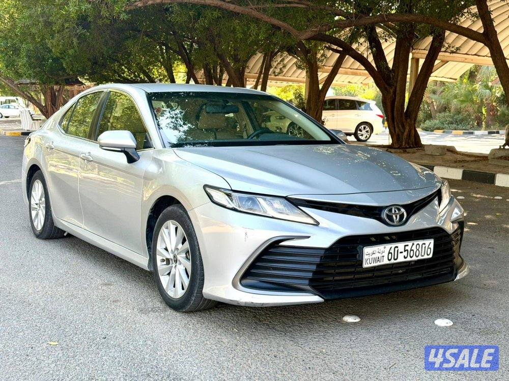 تويوتا كامري LE الساير 2022 راس شاصي2