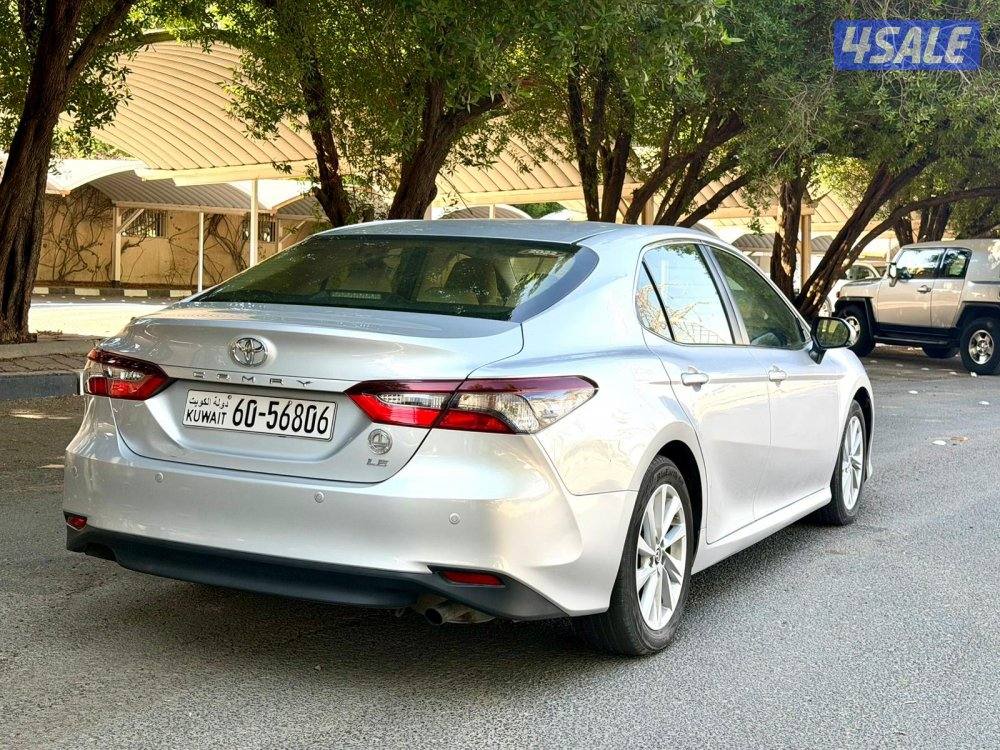 تويوتا كامري LE الساير 2022 راس شاصي8