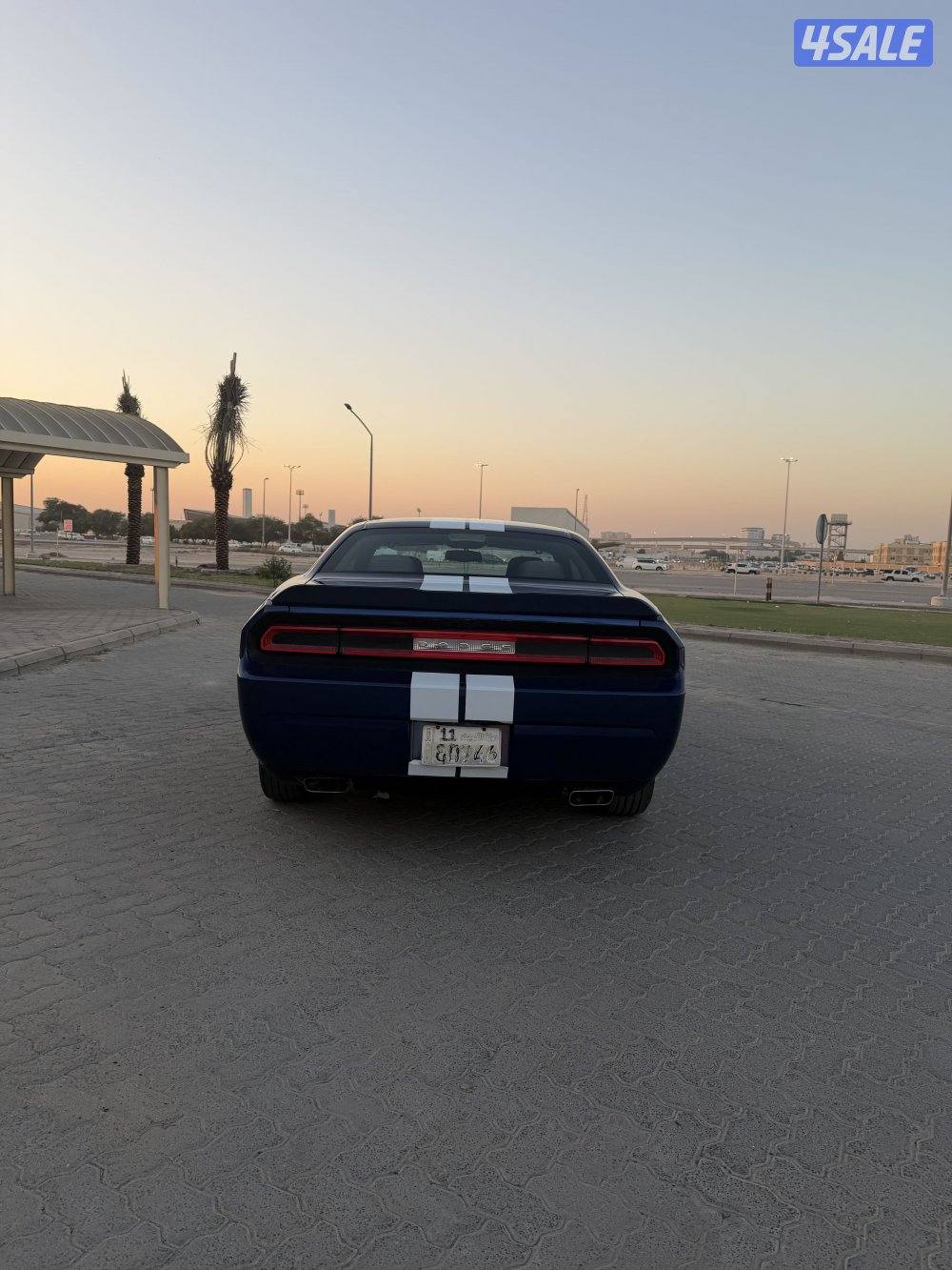 سلام عليكم للبيع شالنجر بحاله مممتازه مرفق مع فحص وكل اموره طيبه7