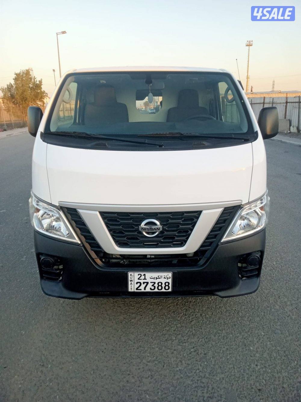 نيسان اورفان بوكس مقفل موديل ٢٠٢٢1