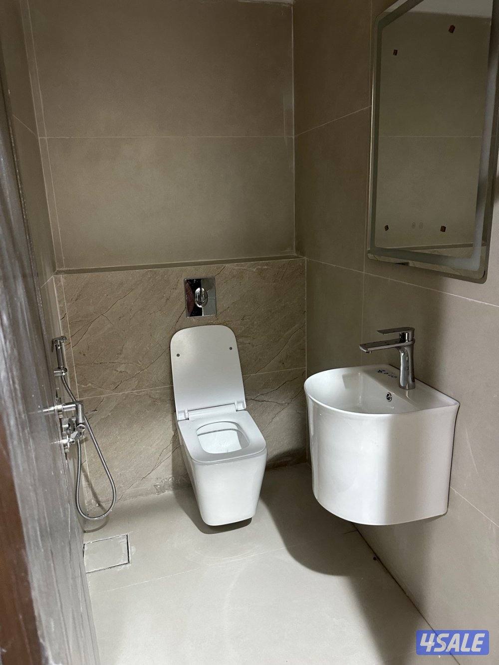 مقاول صحي ممتاز تكسير وتمديد حمامات ومطابخ تشطيب متكامل4