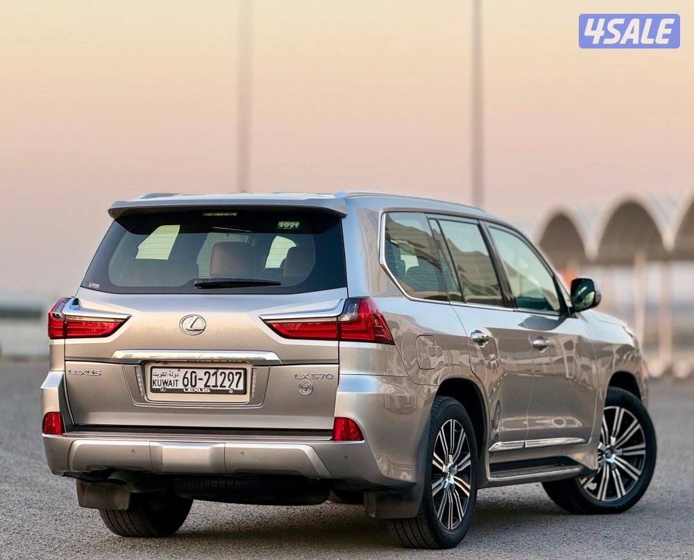 لكزس 2021 الساير درجه اولى صبغ الوكاله5