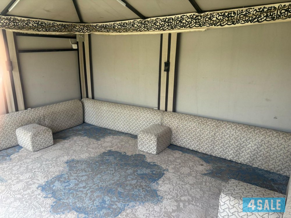 للبيع خيمة 4 * 31