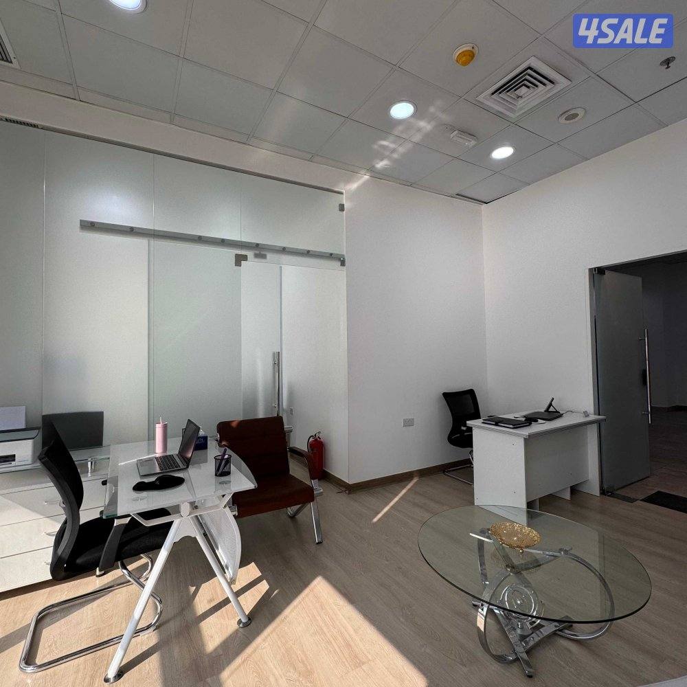 مكتب مفروش تجاري للإيجار  خلو  في شرق قطعة 24