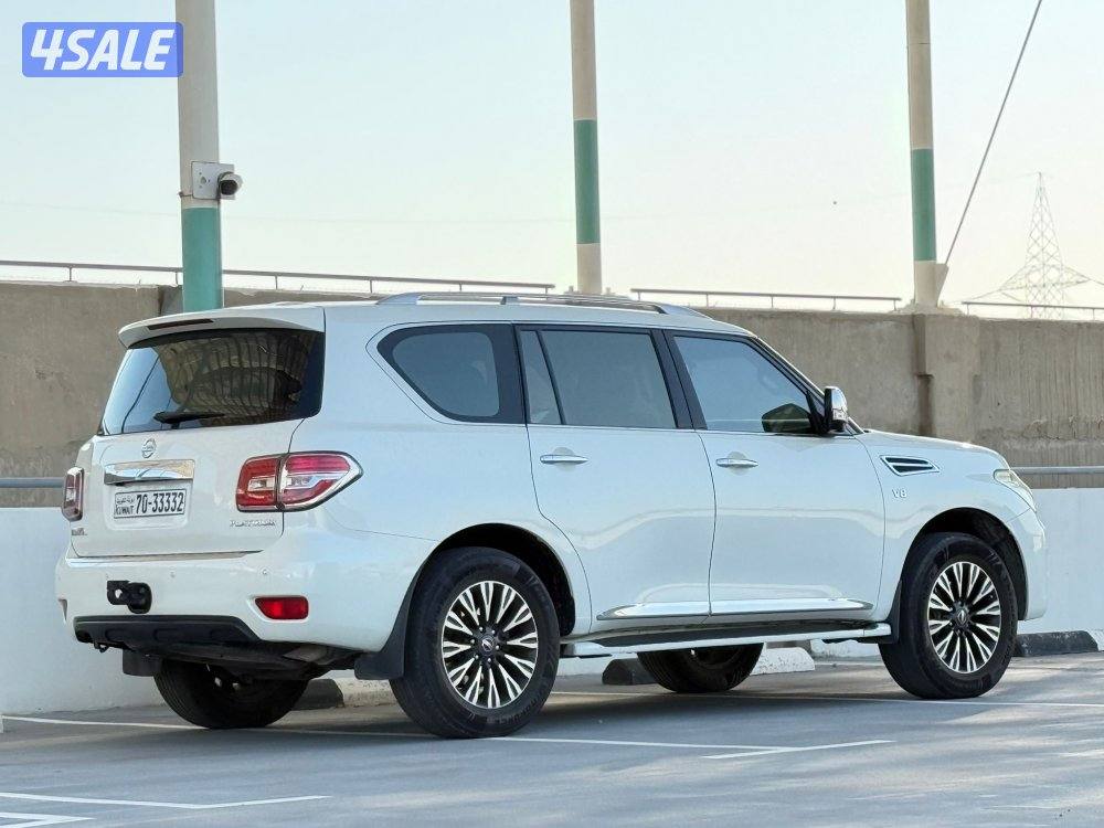 باترول بلاتينيوم ستي 2015 كامل الموصفات  درجه اوله صبغ وكاله6