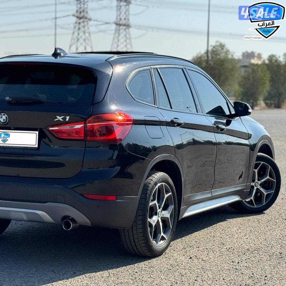 بى ام X1  201811