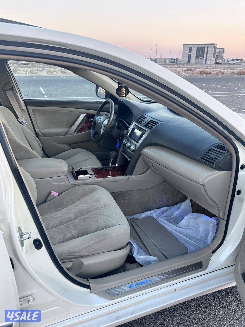 للبيع تويوتا كامري 2011 كاملة المواصفات  شرط الفحص قير مكينه  شاصي5