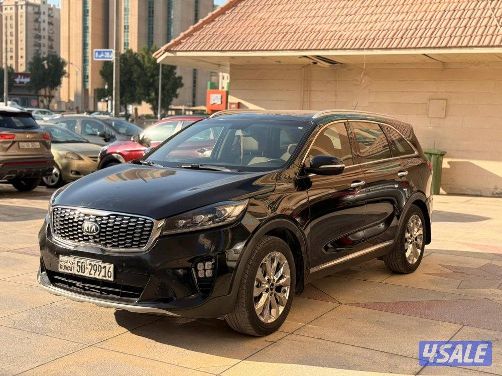 للبيع كيا سورينتو موديل ٢٠١٨ بحالة الوكالة1