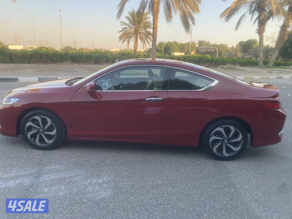 للبيع هوندا اكورد كوبيه موديل2017 ماشي 156 ألف5