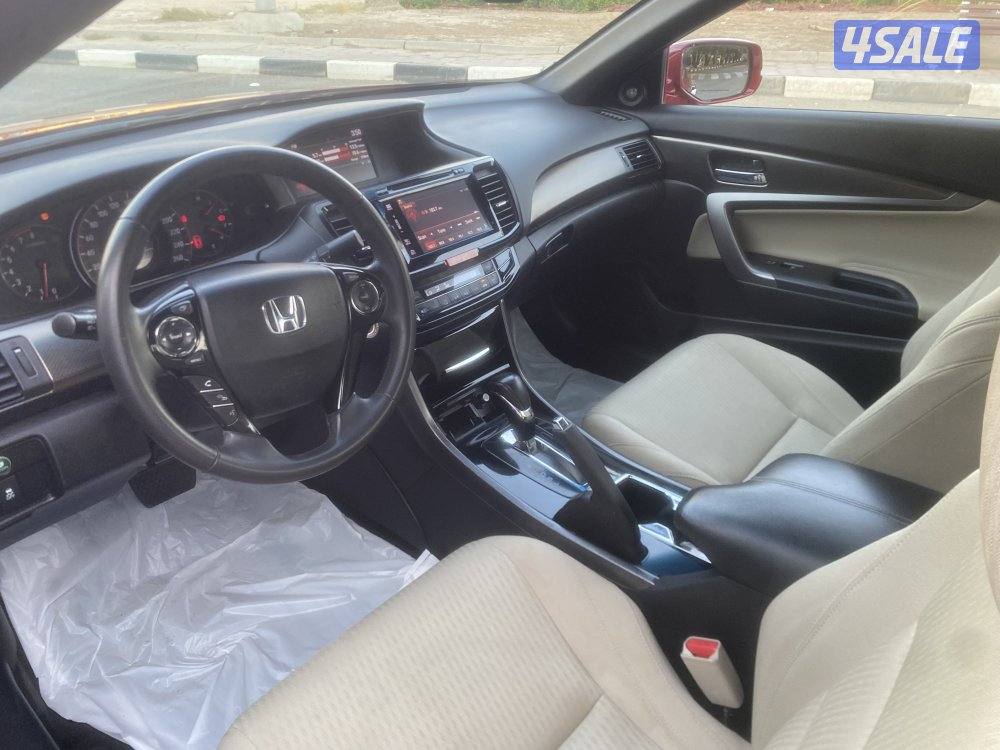 للبيع هوندا اكورد كوبيه موديل2017 ماشي 156 ألف7