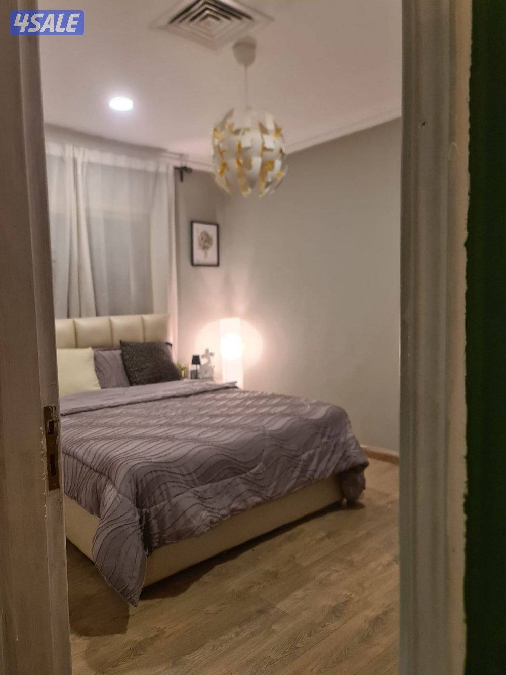 شقة خلو كويتين فقط غرفةصالةسوبر لوكس حمام مطبخ كامل مصافط متوفرة5