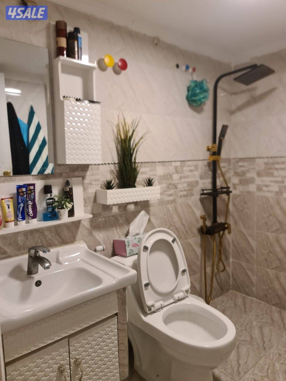 شقة خلو كويتين فقط غرفةصالةسوبر لوكس حمام مطبخ كامل مصافط متوفرة7