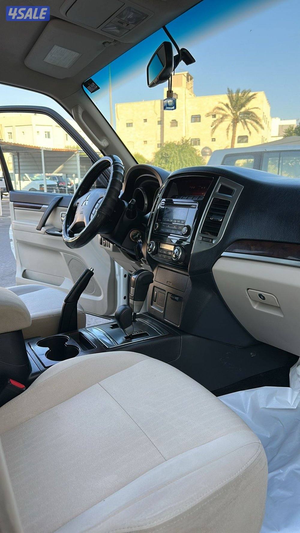 سيارات للبيع1