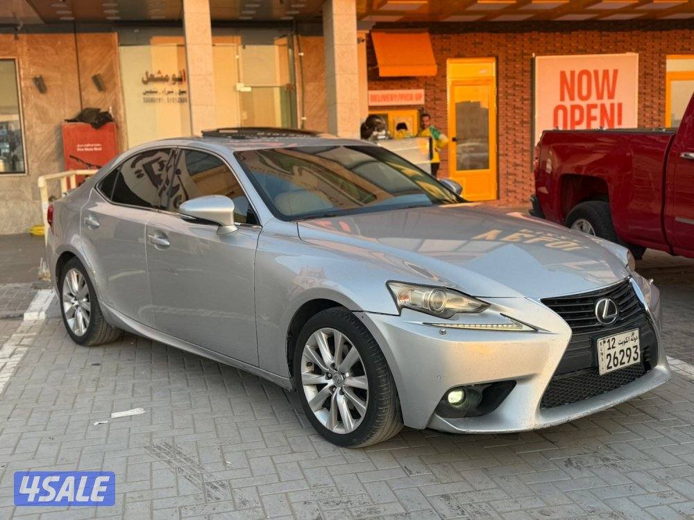 للبيع لكزس is 20141