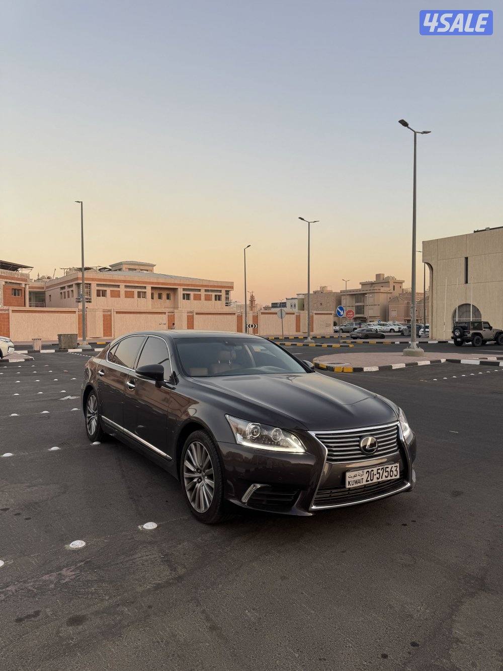 لكسزLS460L 20131