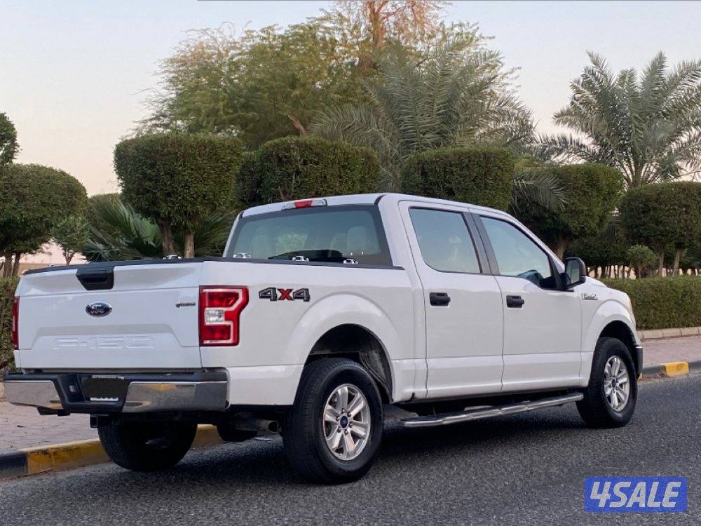 للبيع وانيت فورد F150 دبل قير4