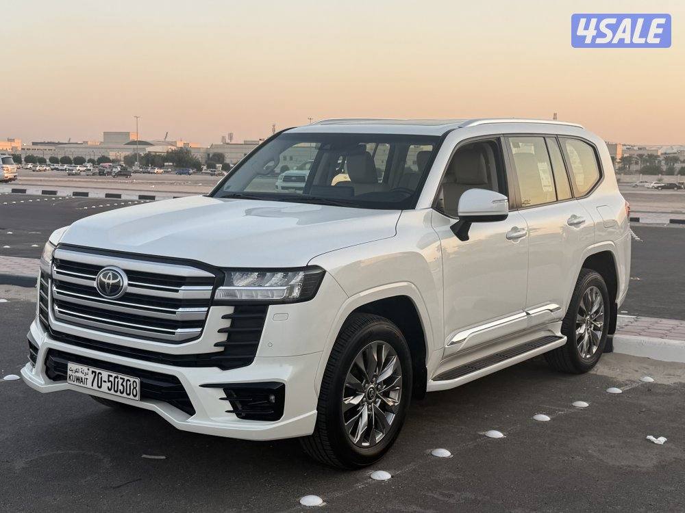 للبيع لاند كروزر2023 أيرو أس صبغ الوكاله4