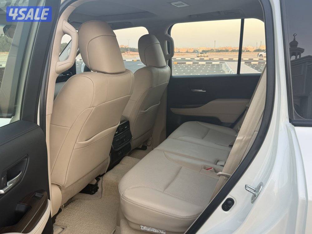 للبيع لاند كروزر2023 أيرو أس صبغ الوكاله9