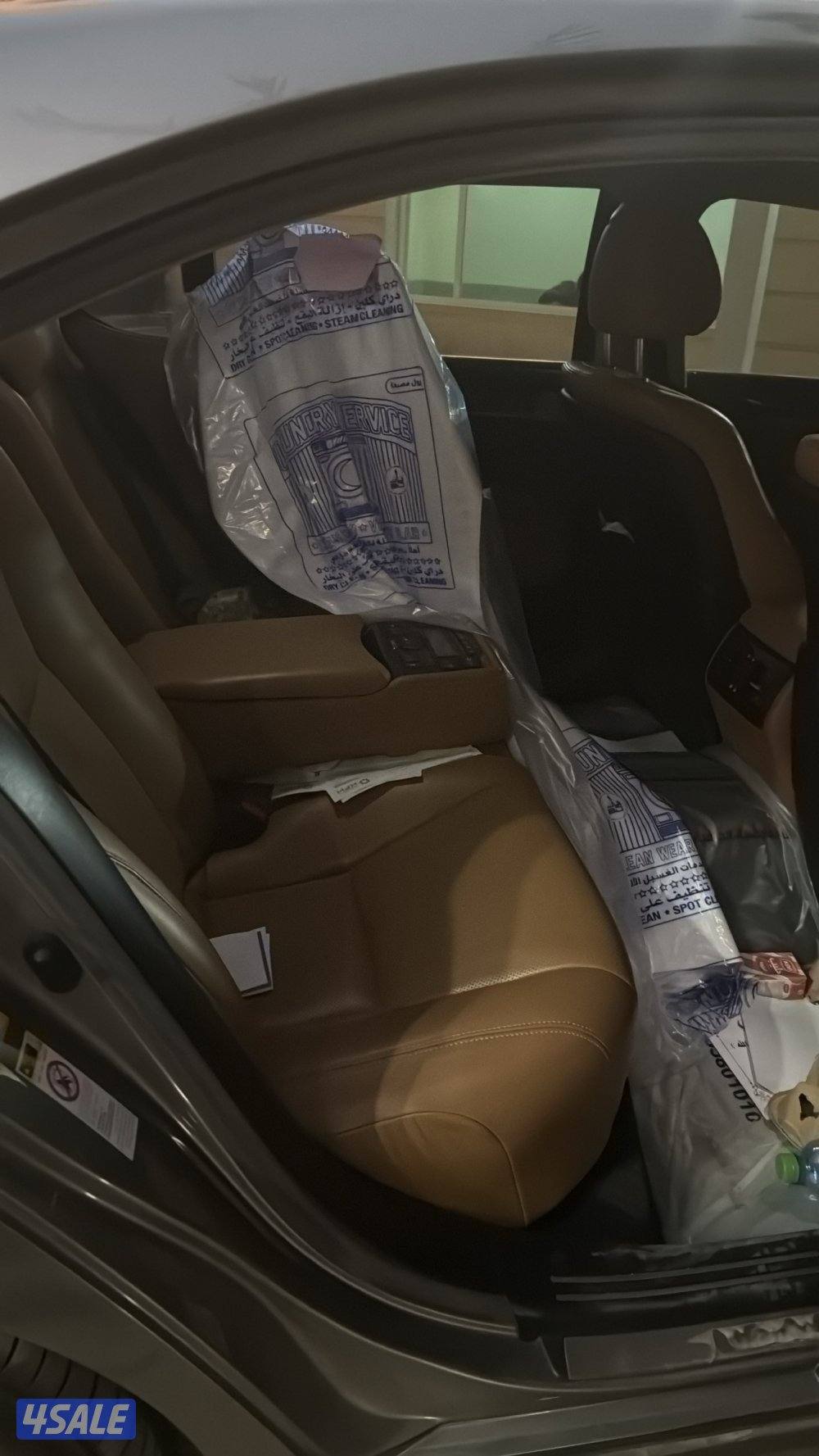 لكزس LS لارج2