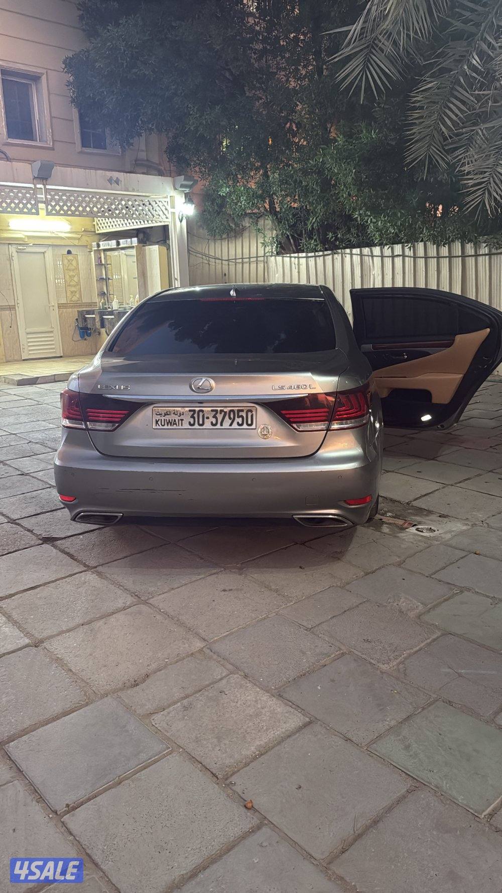 لكزس LS لارج0