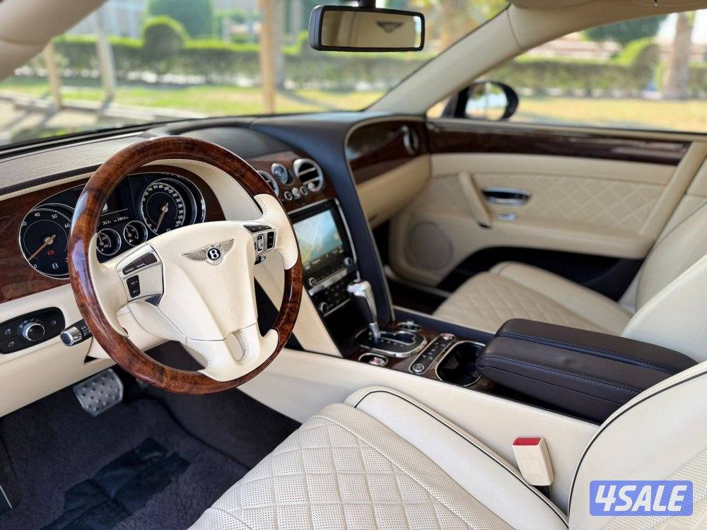 للبيع : بنتلي فلاينغ سبير V8 موديل : 2018 عداد : 40 الف8