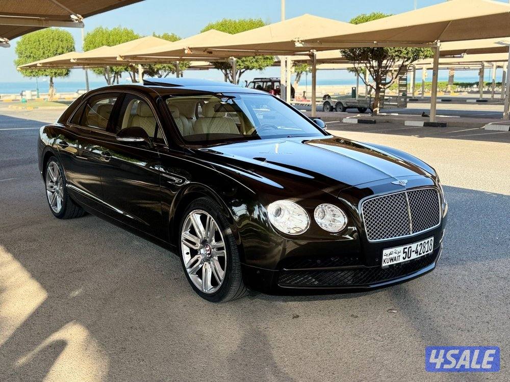 للبيع : بنتلي فلاينغ سبير V8 موديل : 2018 عداد : 40 الف11