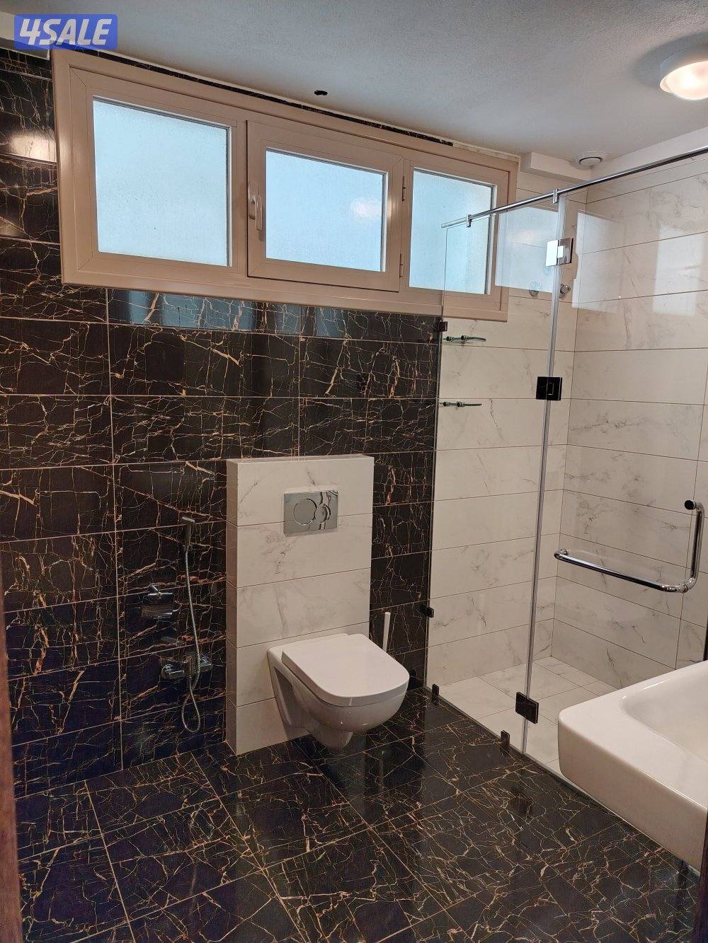 ابوفطيره دوبلكس ارضي وسرداب4غرف تشطيب راقي  شقق3غرف للاجار8