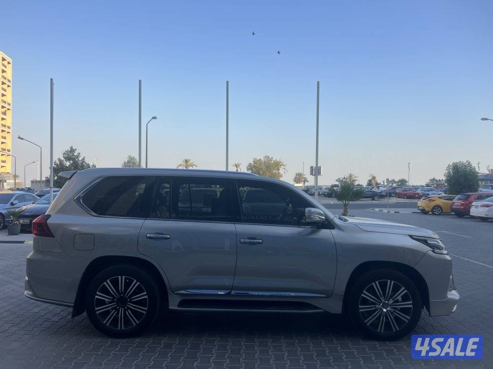 لكزس LX570 S  2020ماشي 177 الف صبغ وكاله سبورت وفل2