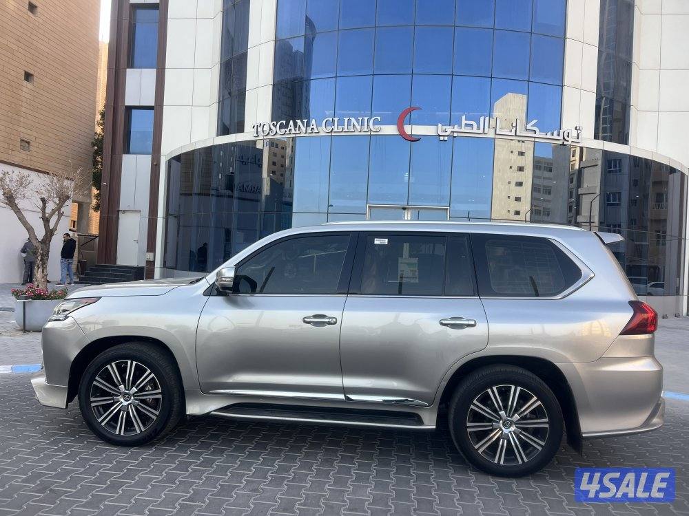 لكزس LX570 S  2020ماشي 177 الف صبغ وكاله سبورت وفل8