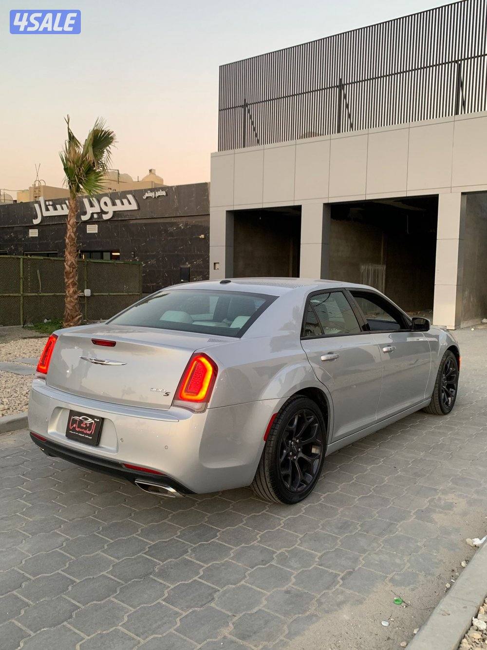 النشاما لبيع وشراء للبيع دوج كرايزلر4