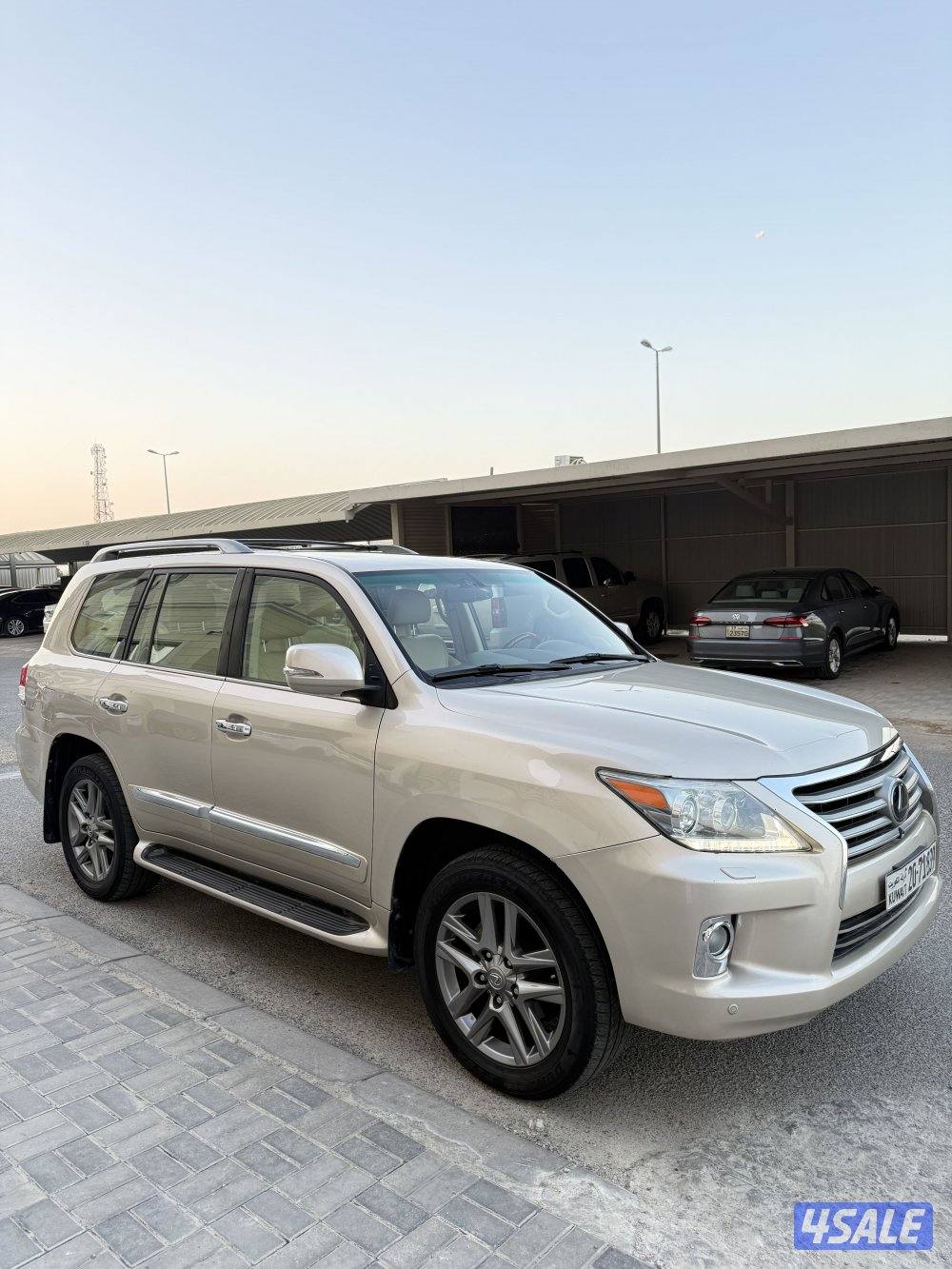 لكزسس 2013 الساير صبغ الوكاله1