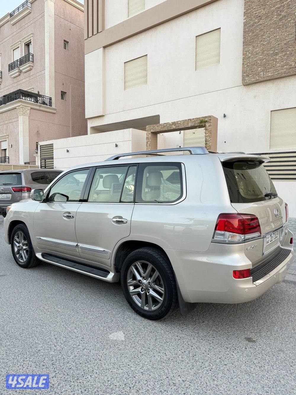 لكزسس 2013 الساير صبغ الوكاله4