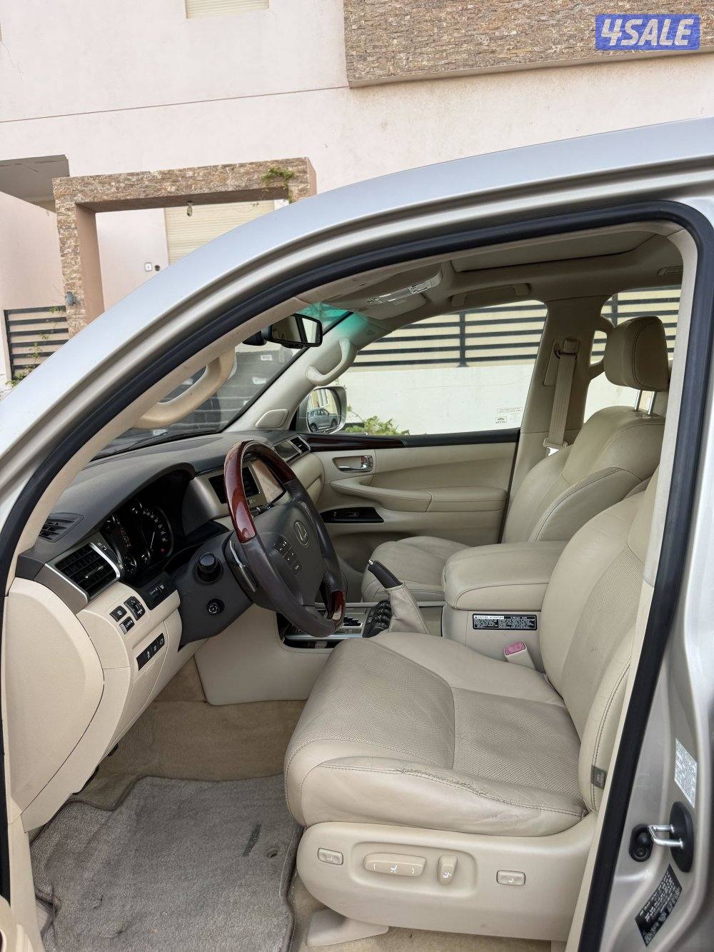 لكزسس 2013 الساير صبغ الوكاله5