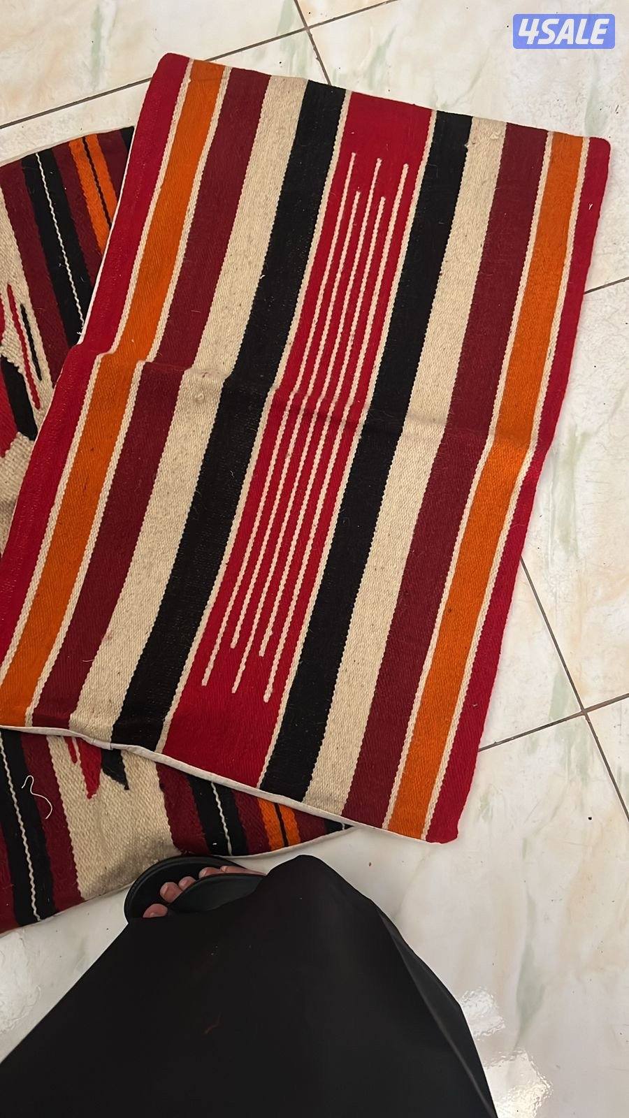 مساند صوف حياكه يدويه0