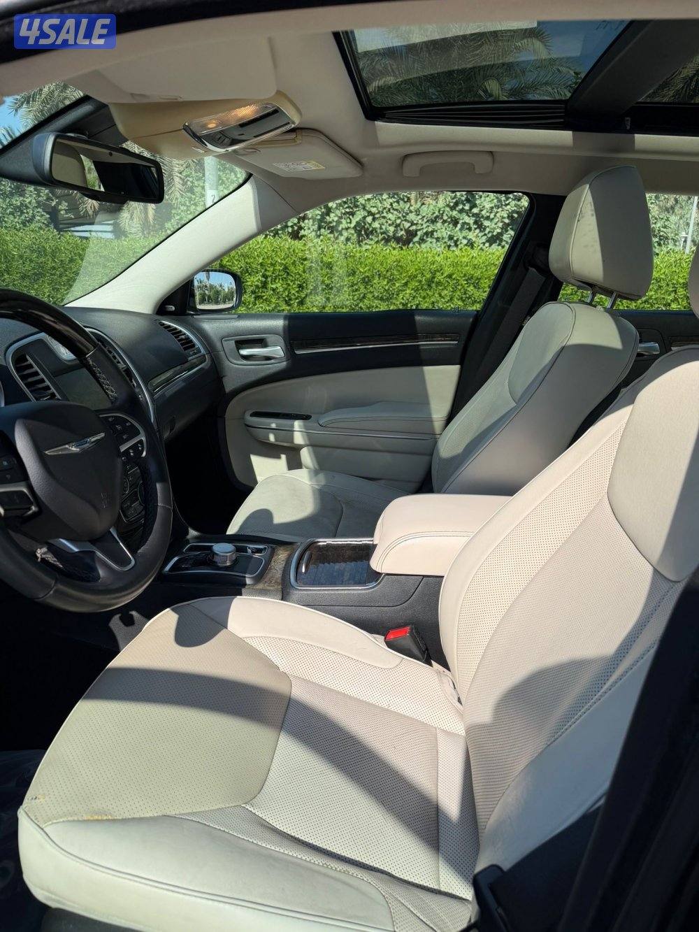 للبيع كرايزلر - صبغ وكاله - عداد٢٣٠4