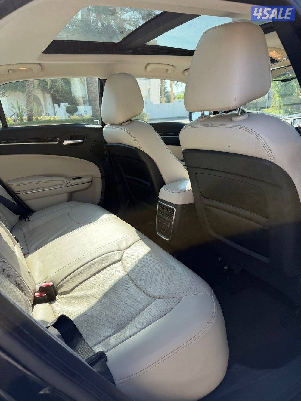 للبيع كرايزلر - صبغ وكاله - عداد٢٣٠7