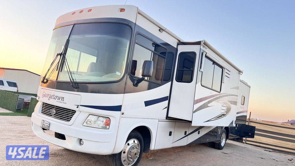 للبيع كرڤان امريكي موتر هوم المصنع Forestriverالنوع373DS Georgetown6