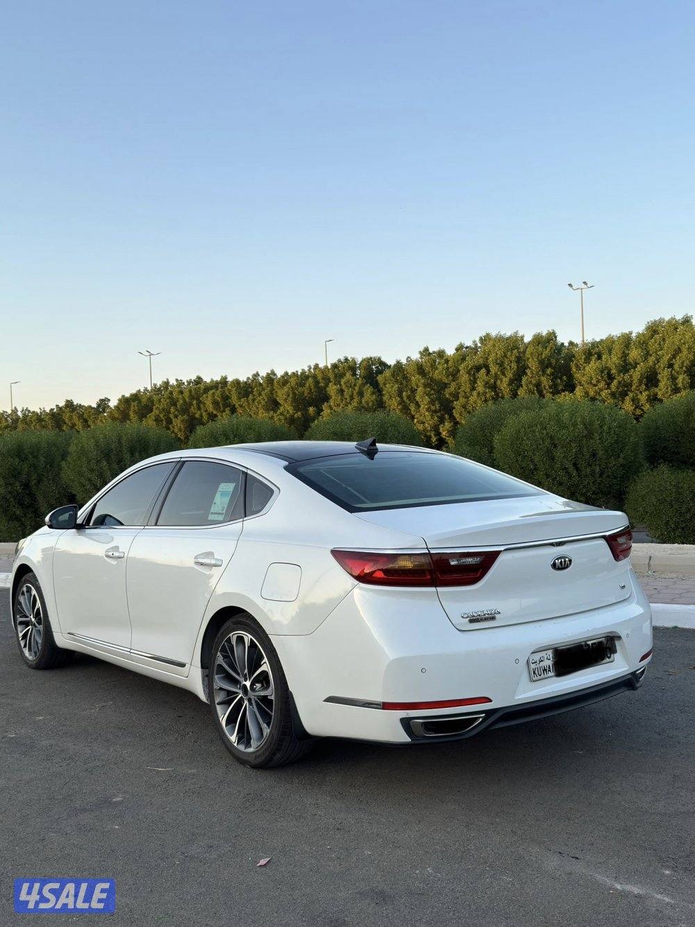 للبيع كيا كادينزا ٢٠١٧ الدرجه الاولى1