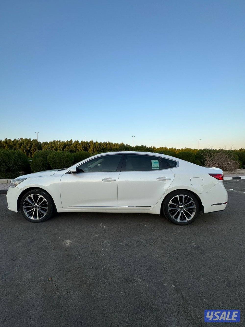 للبيع كيا كادينزا ٢٠١٧ الدرجه الاولى2