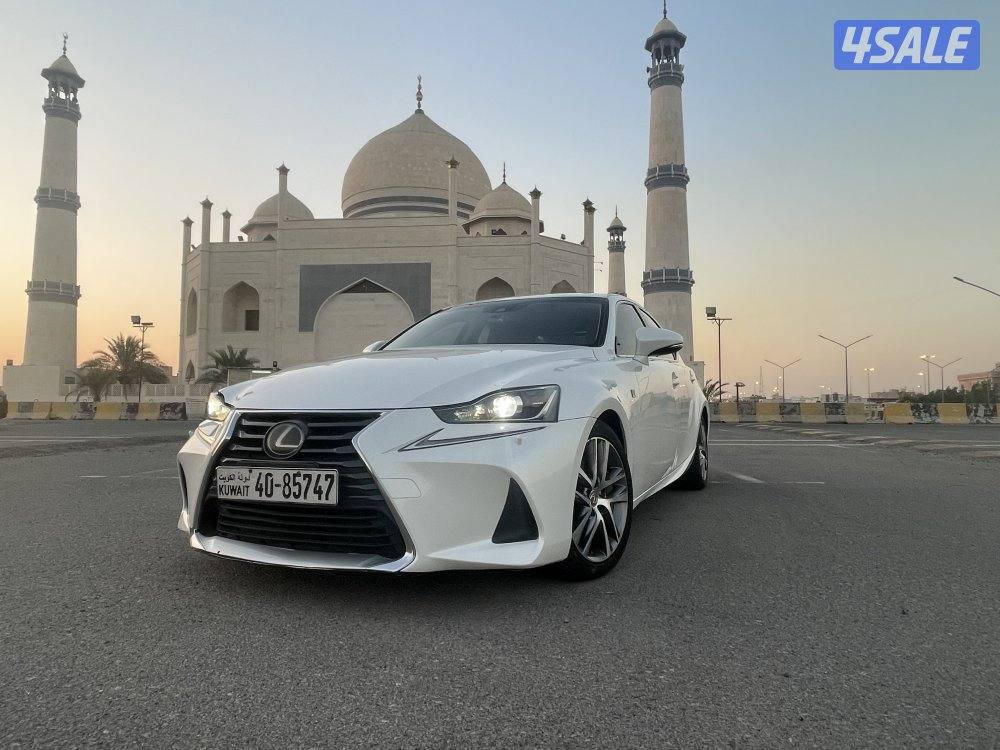 شرط الفحص لكزس IS-200t-2017(بيعه سريعة)سعر نهائي2