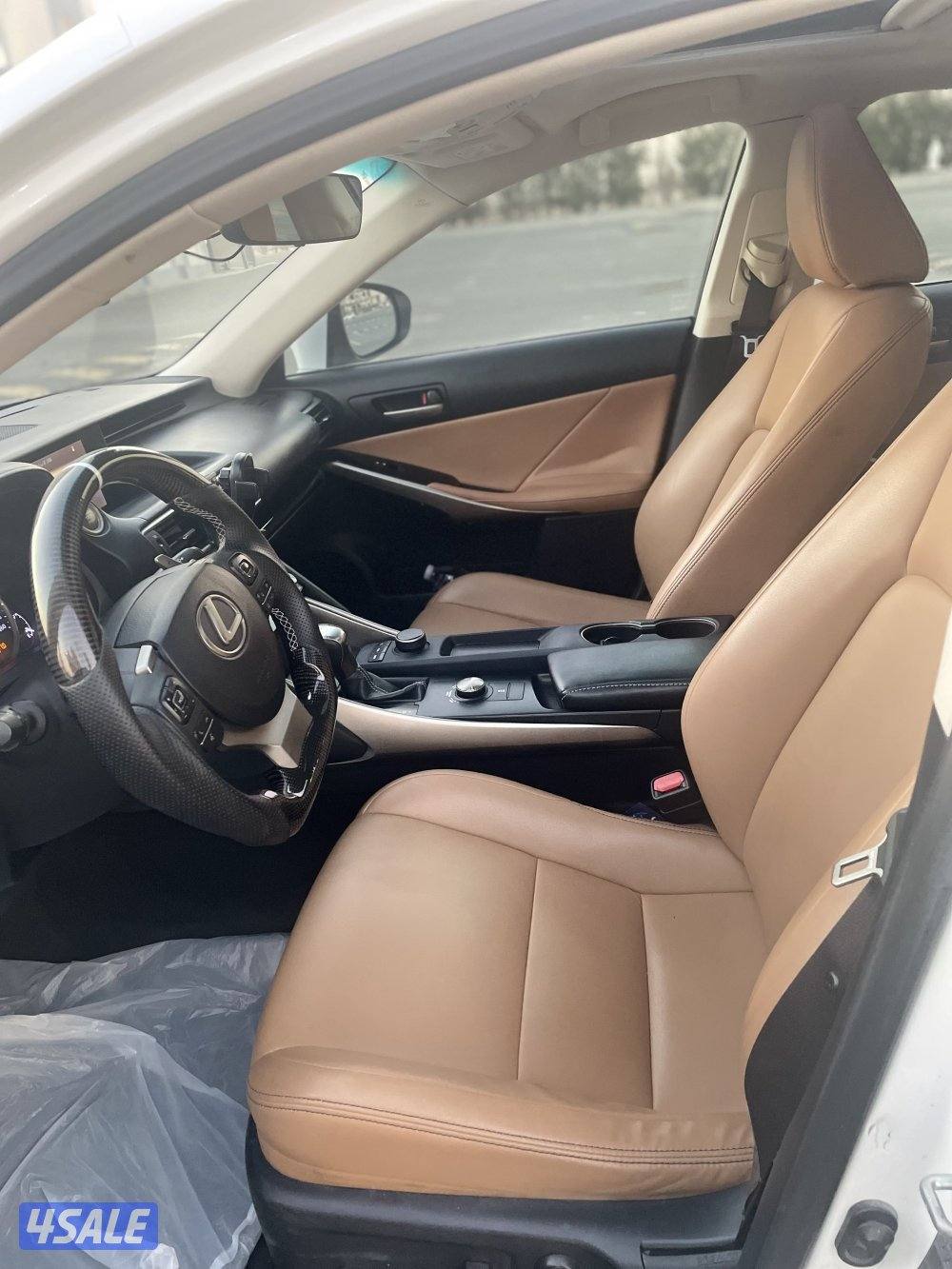 شرط الفحص لكزس IS-200t-2017(بيعه سريعة)سعر نهائي12