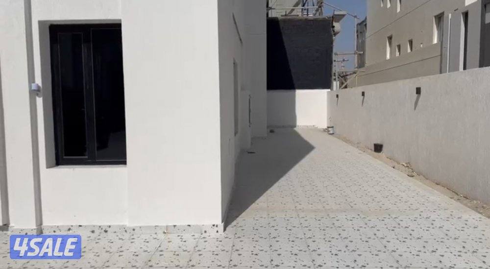 للايجار فيلا في المطلاع دورين وربع تشطب راقي جدا14