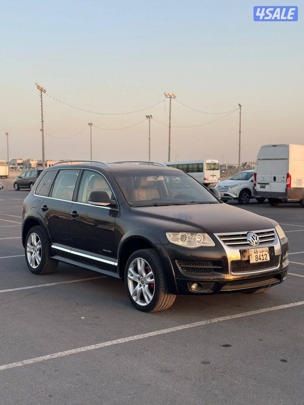 للبيع فولكس واجن طوارق موديل 2010  نظيفه جدا1