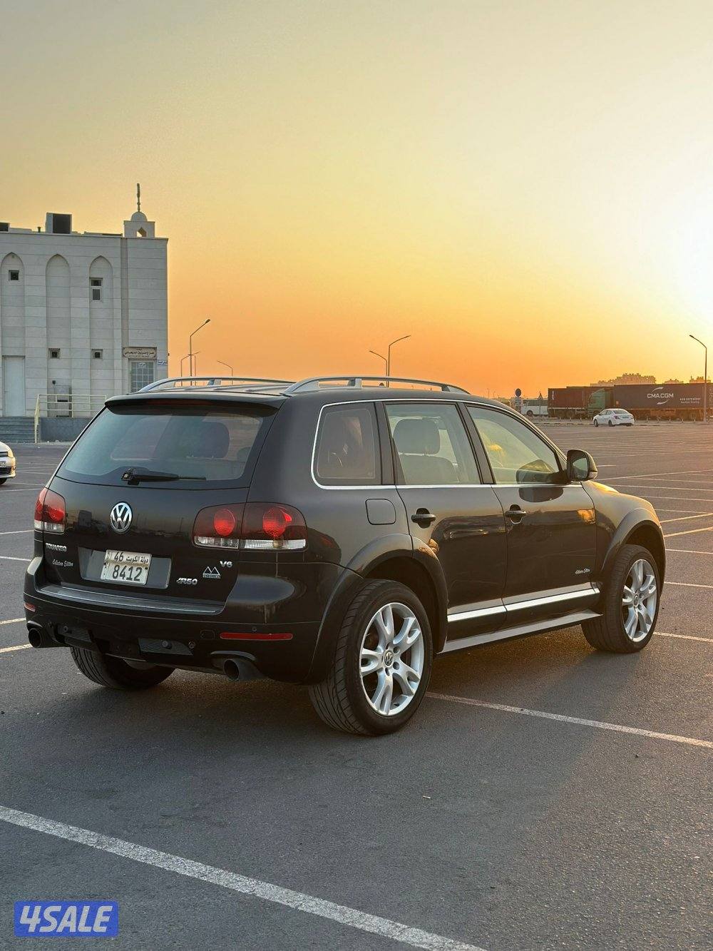 للبيع فولكس واجن طوارق موديل 2010  نظيفه جدا2