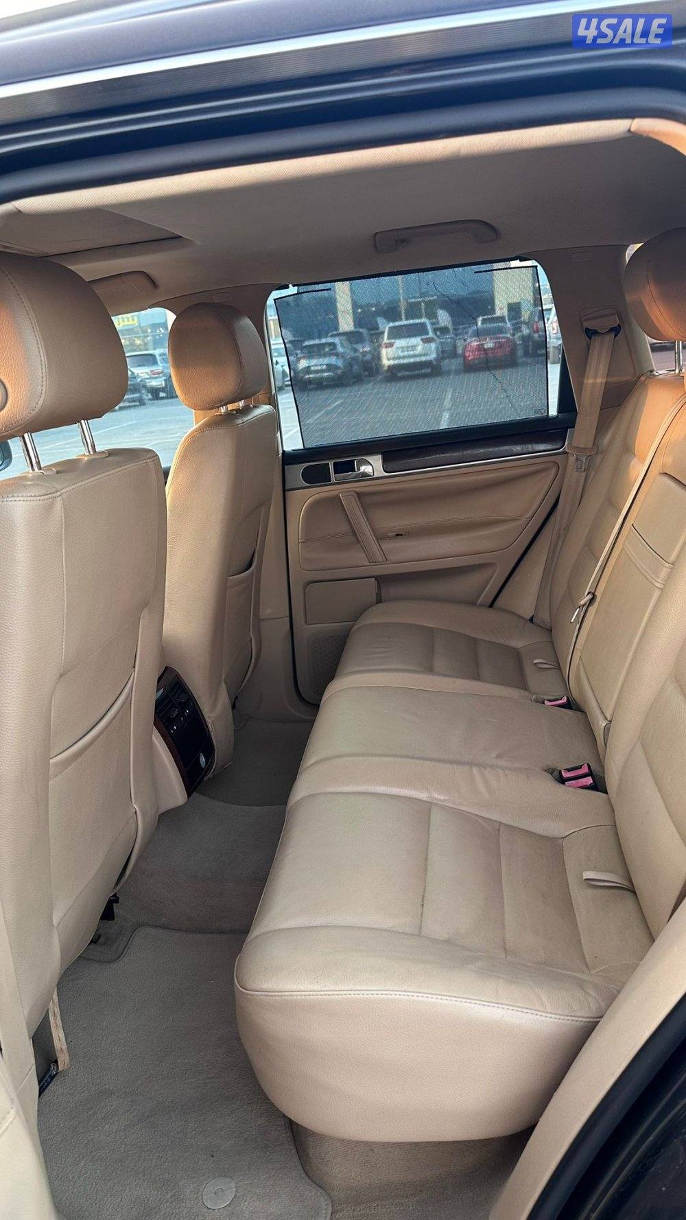 للبيع فولكس واجن طوارق موديل 2010  نظيفه جدا10