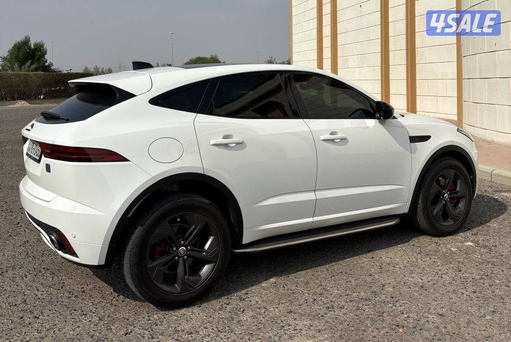 للبيع جاكوار E-PACE Rبحالة الوكاله4